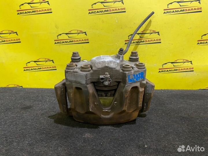 Суппорт передний правый Mercedes 207 W207