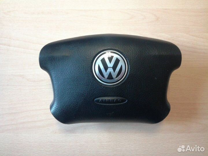 Подушка безопасности (Airbag) Volkswagen Golf 4 1J