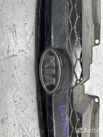 Решетка радиатора Kia Rio рест. 2003