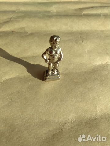 Писающий мальчик