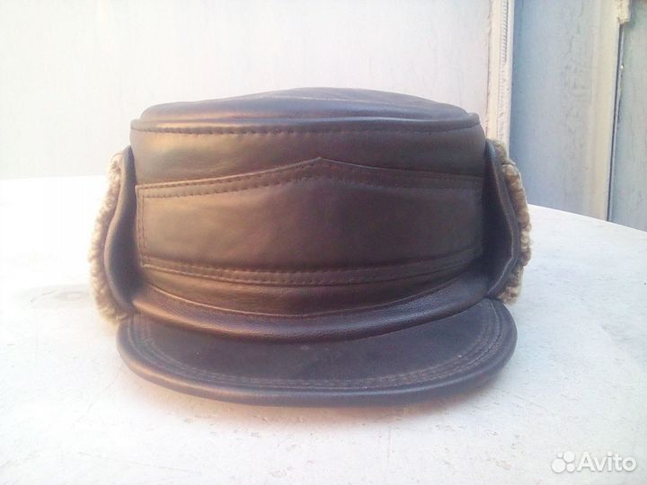 Зимняя кепка с ушами