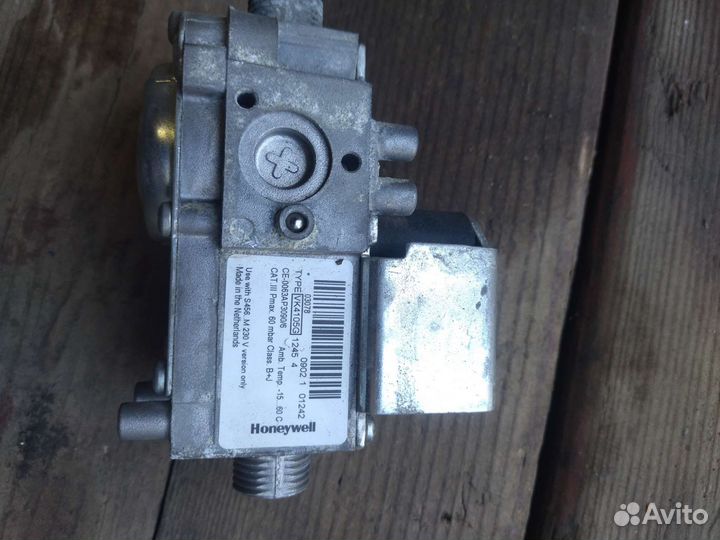 Газовый клапан котла модель honeywell vk4105g
