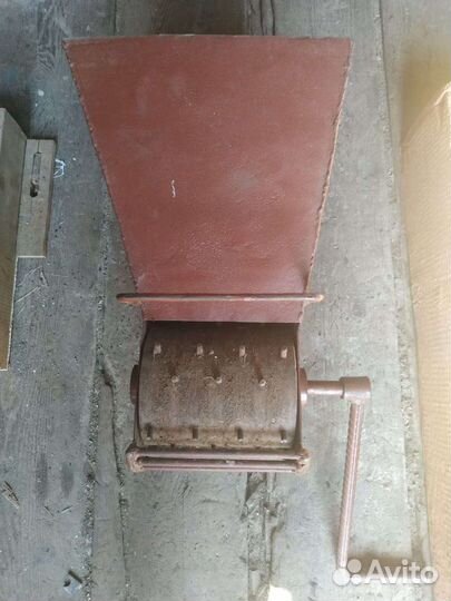 Молотилка кедровых шишек