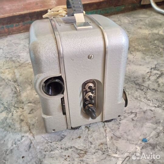 Кинопроектор луч 2