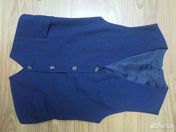 Жилетка для девочки школьная