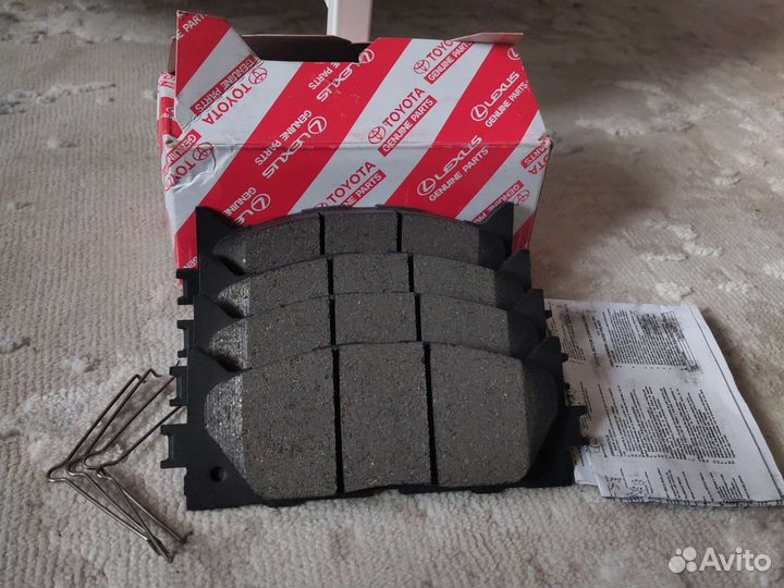 Тормозные колодки передние toyota camry 40,50,55