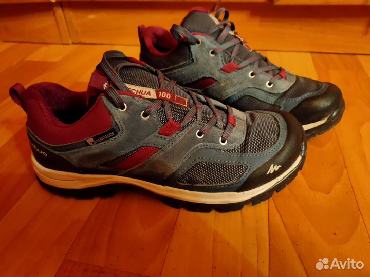 Кроссовки женские 37 размер