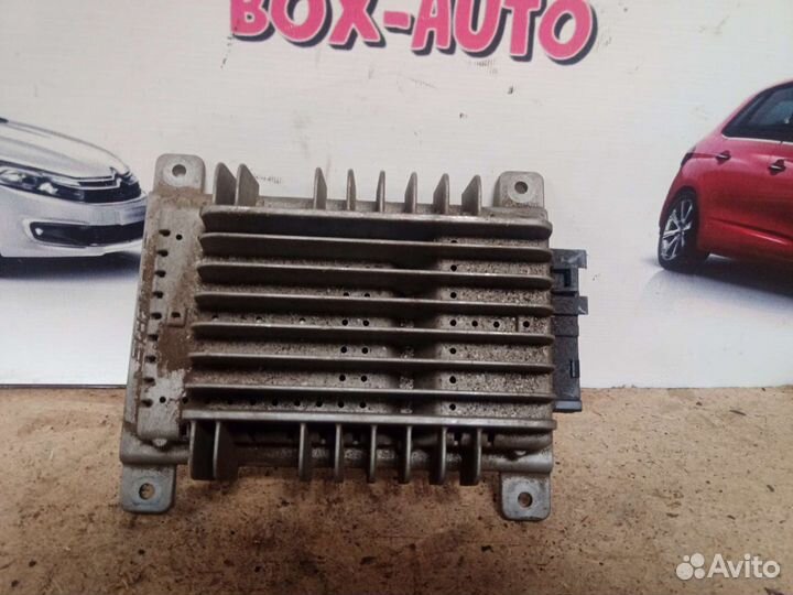 Усилитель акустической системы Infiniti