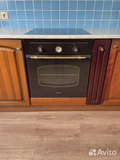 Духовой шкаф Ariston