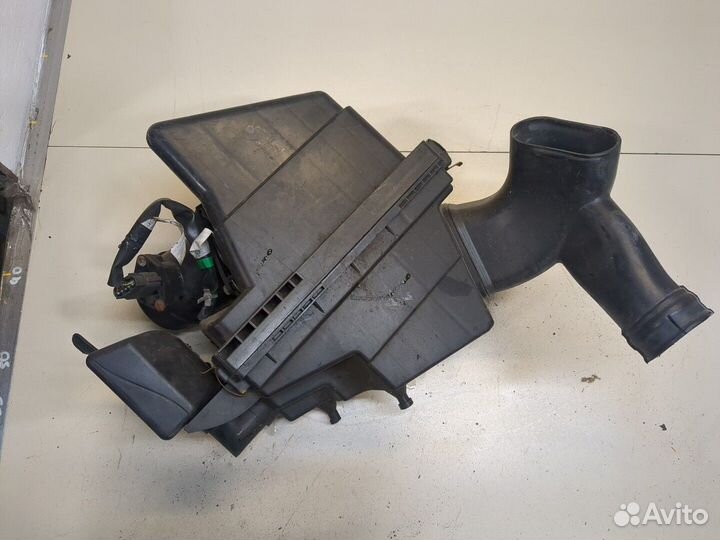 Корпус воздушного фильтра Nissan X-Trail (T30), 2002