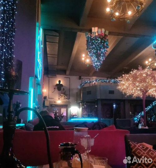 Действующая кальянная у метро