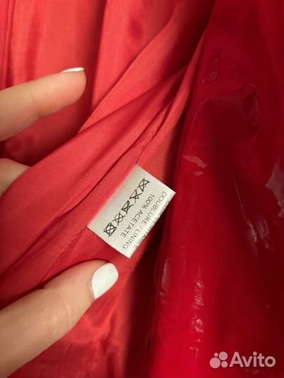 Плащ женский лаковый / жакет