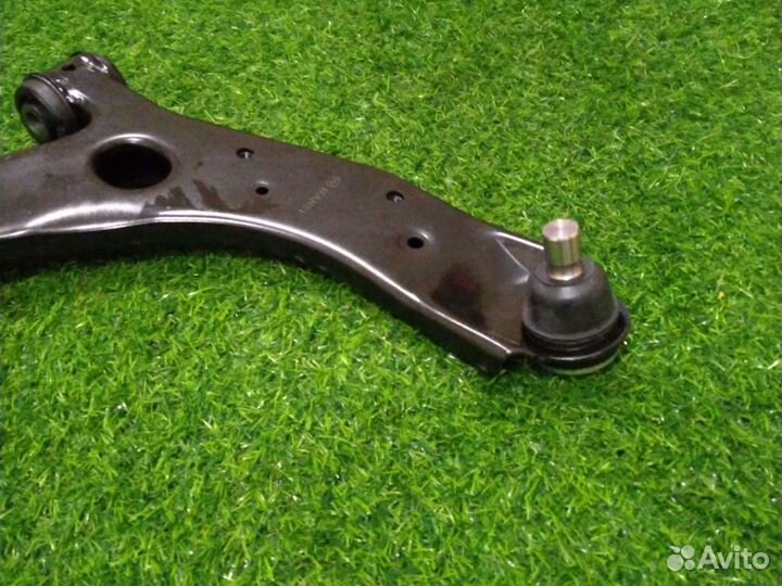 Рычаг Мазда 3 BL правый 2009-2012г новый