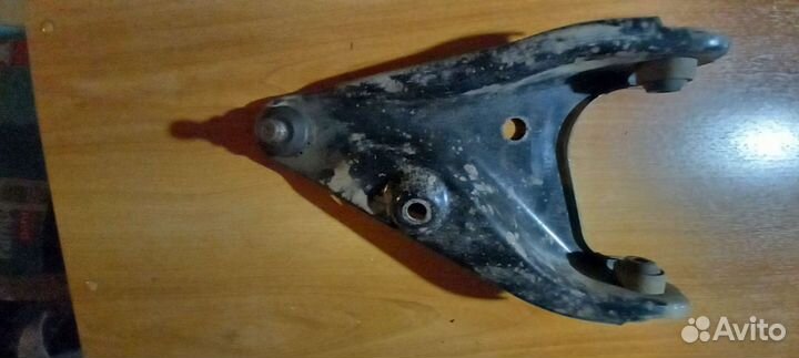 Рычаги передние