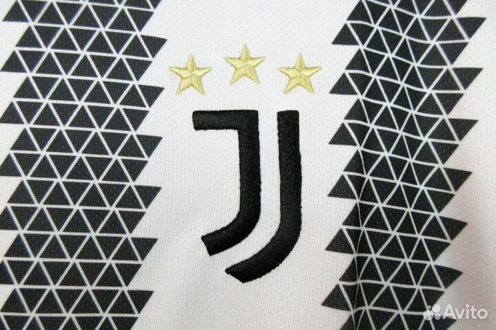 Игровая футбольная форма