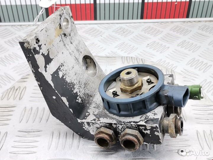 Корпус топливного фильтра для Iveco EuroCargo 2