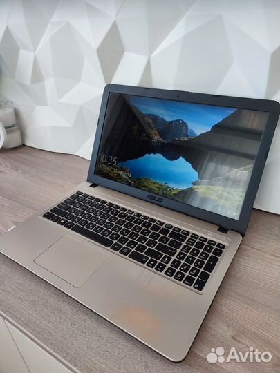 Ноутбук asus X540L