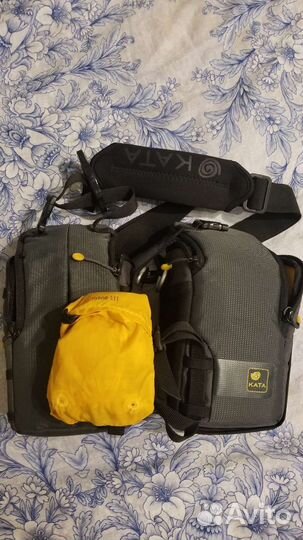 Зеркальная камера Nikon D3000 kit