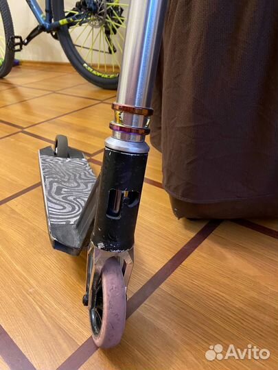 Трюковой самокат кастом парк