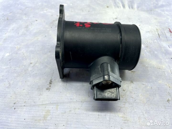 Расходомер Nissan Wingroad Y11