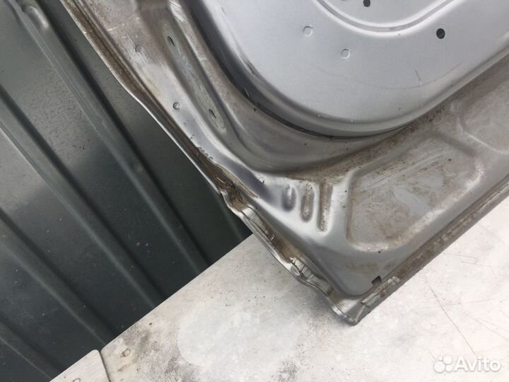 Дверь передняя правая Land Rover Freelander