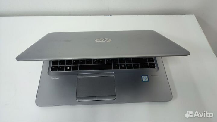 Ноутбук HP I7 6600U/FullHd 14