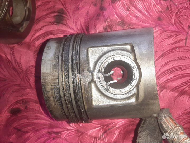 Поршень Mercedes атмосферный OM407 2000