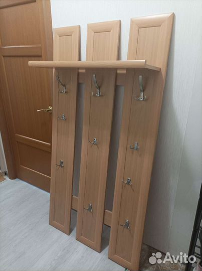 Вешалка в прихожую