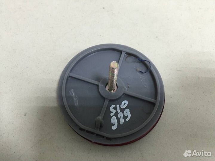 Отражатель задний Toyota Corolla E150 2006-2013