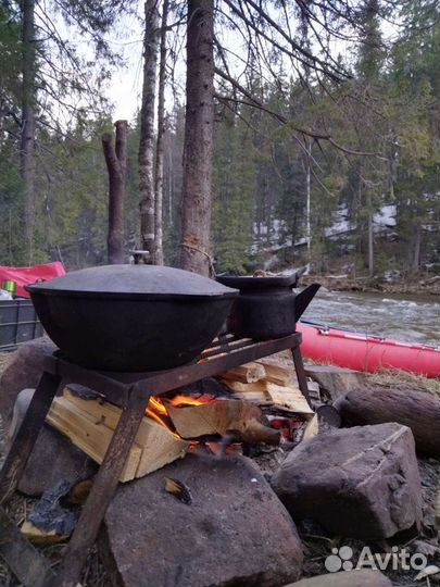 Подставка для казана, костровая подставка, таганок