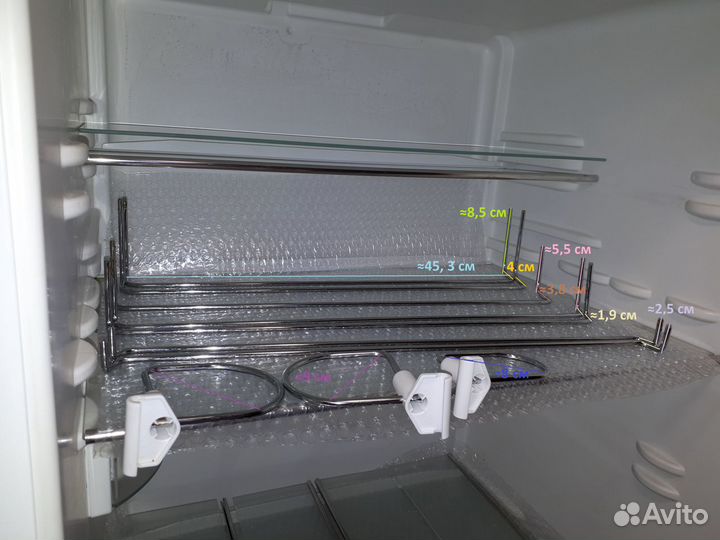 Запчасти от сломанного холодильника Либхер