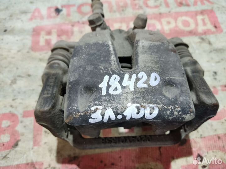 Суппорт задний Тойота Авенсис 250