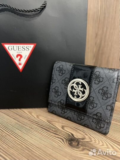 Кошелек женский guess