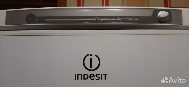 Продаётся холодильник indesit