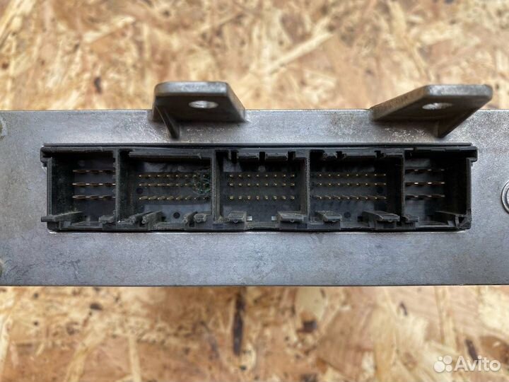 Блок управления двигателем Audi A8 D2/4D 1998