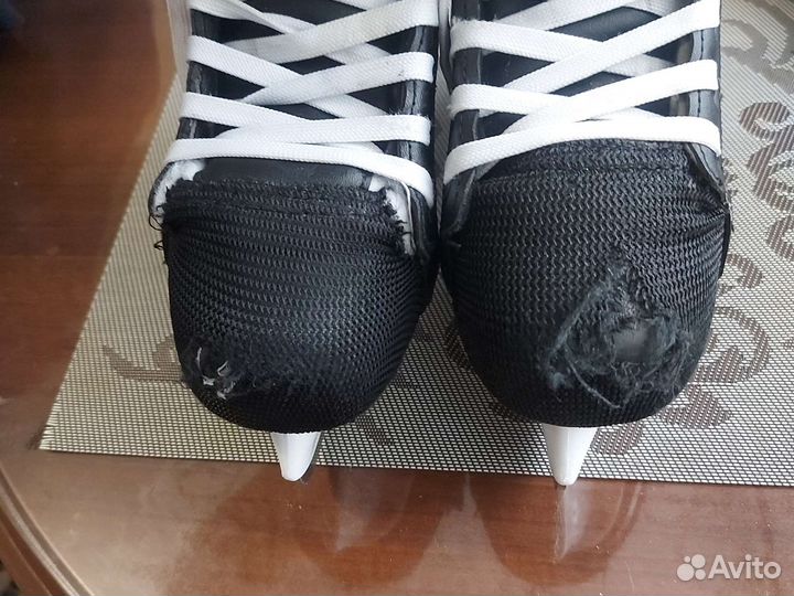 Коньки хоккейные 35 размер