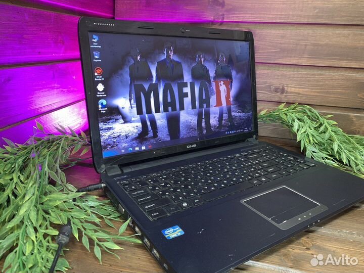 Игровой ноут DNS I3/8Gb/SSD512/2видюхи