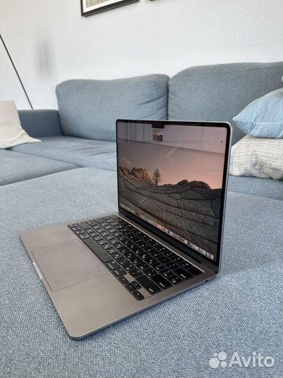 Ноутбук Apple MacBook Air 13.6” M2 2022
