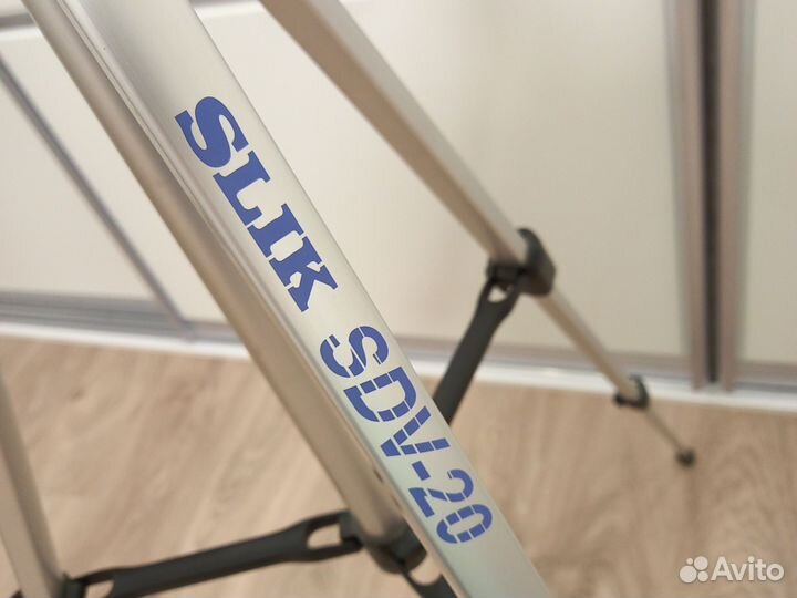 Штатив для фотоаппарата