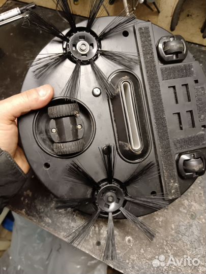 Робот пылисос