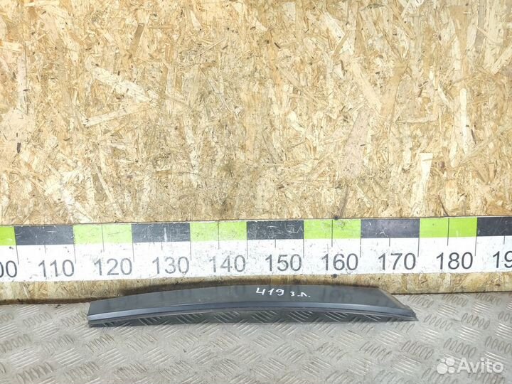 Накладка двери задней левой Ssang yong Rexton 2001