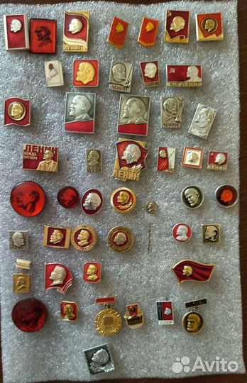 Значки :Ленин, октябрята, пионерия, влксм, кпсс