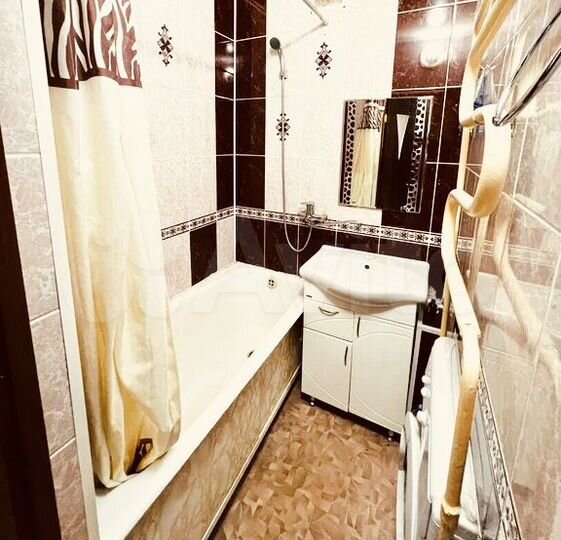 Комната 17 м² в 2-к., 2/5 эт.