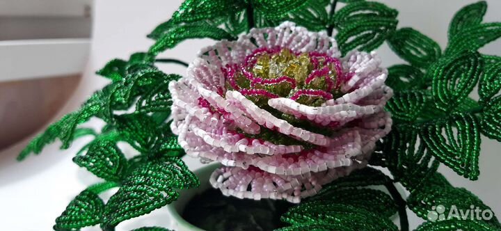 Композиция из бисера