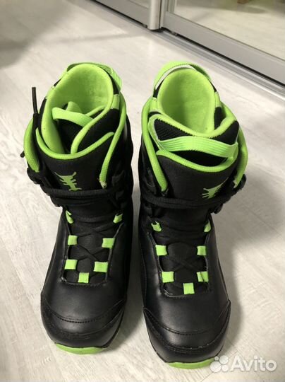 Сноубордические ботинки детские 35-36