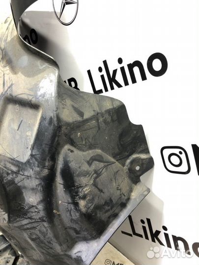 Подкрылок передний левый Mercedes R-Class W251