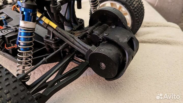 Машина на радиоуправлении Трагги HPI E-Firestorm