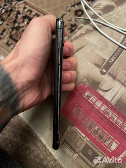 iPhone X, 256 ГБ