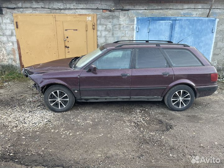 Audi 80 б4 avant в разборе