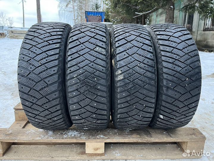 Goodyear Ultragrip Ice Arctic 195/65 R15